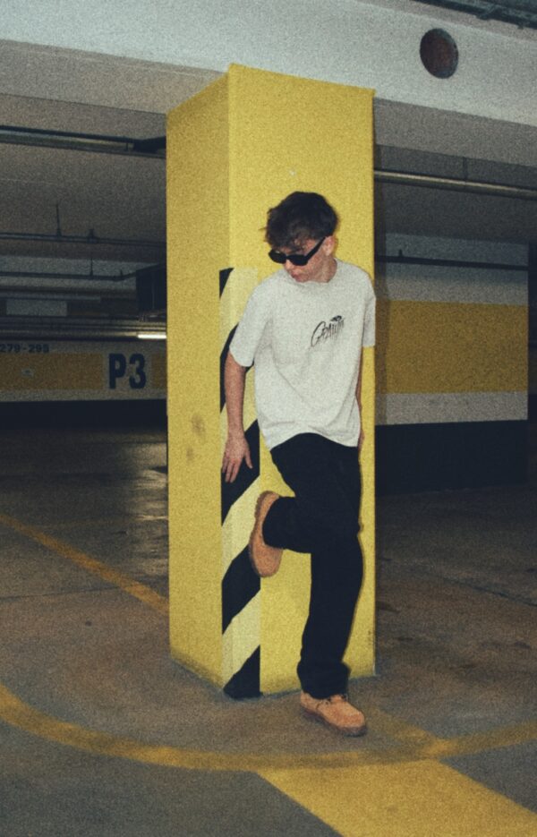 1000013559 Graffire x Void T-shirt